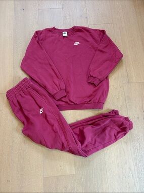 Nike Sweet Beet Crewneck Sweatshirt and Joggers Set